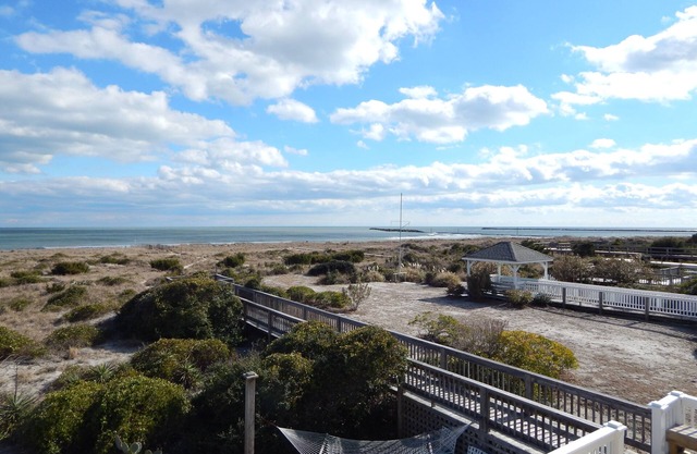 5 bedroom, Classic, Ocean Front Beach House