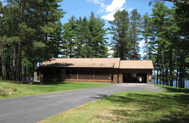 5 Bedroom home on Big St. Germain Lk, Summer discount OPEN June 7-14, 2025