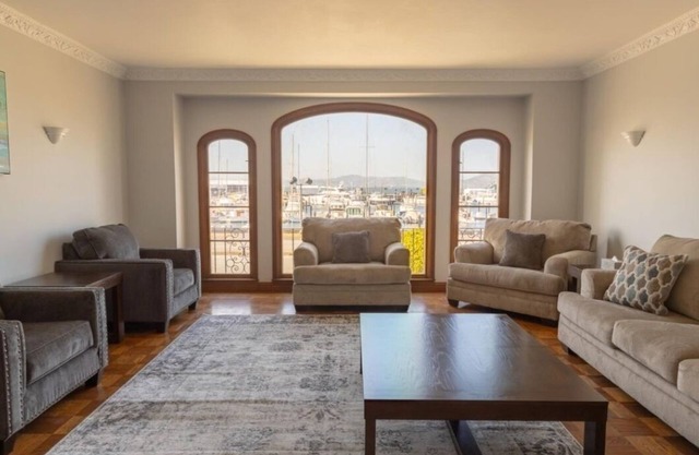 5 bedroom SF dream home with ocean and Golden Gate Bridge views