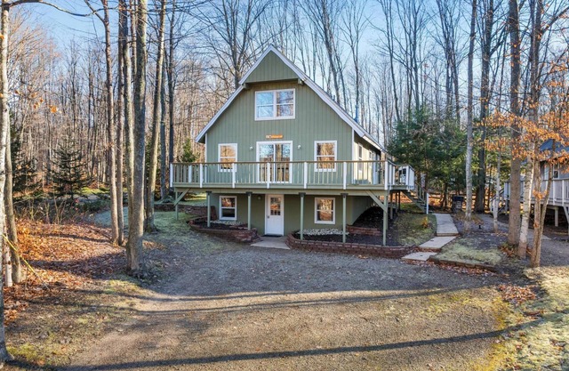 5-bedroom Ski Golf Chalet in Harbor Springs