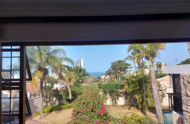 5 Oyster Crescent Villa Umhlanga