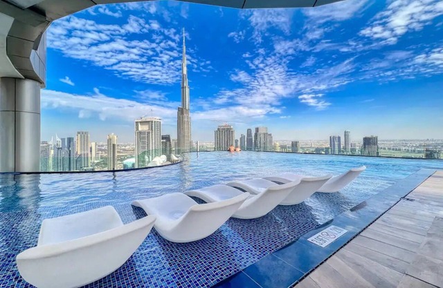 5 Star Hotel Apartment - Burj Khalifa Infinity Pool - Gym - Spa