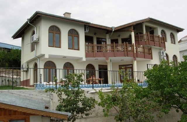 5 Star Luxury Villa - Large Private Pool - Spacious Rooms - Panoramic Sea Views