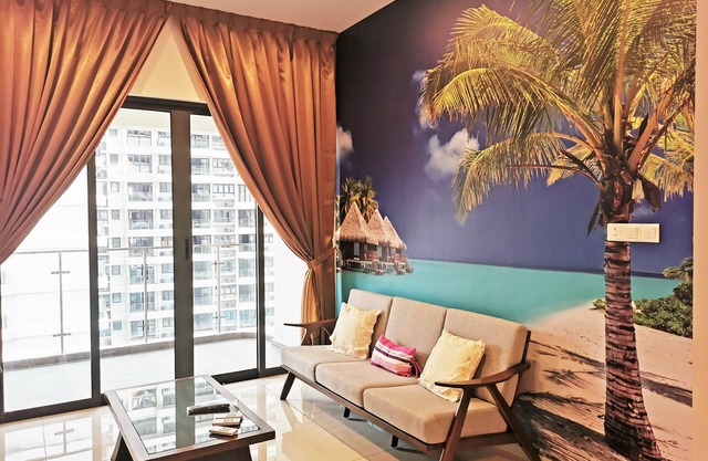 5 stars Living @ Country Garden Danga Bay