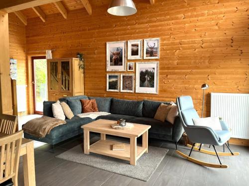 5 Sterne Ferienhaus Annika mit Kamin, Seeblick und großer Terrasse