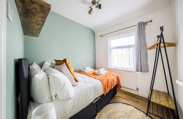 53QMC Sleeps 9| Driveway |Pool Table I Parking