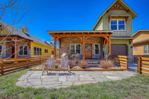 555 S. 5th St