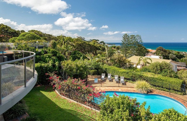 56 Becker Road - one street back from the Beach!