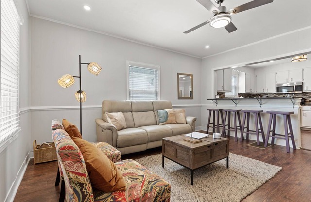 5BR Group Getaway, Pet-Friendly Ideal for Weddings