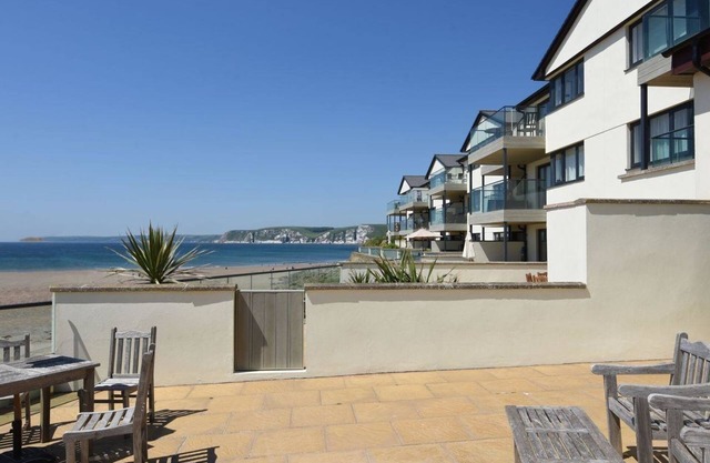 6 Burgh Island