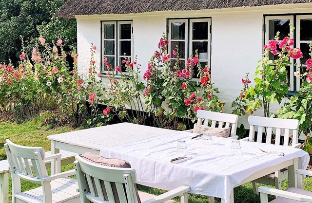 6 person holiday home in Augustenborg