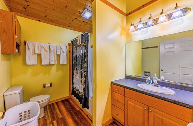 6 Wolf Den -3 Bedroom