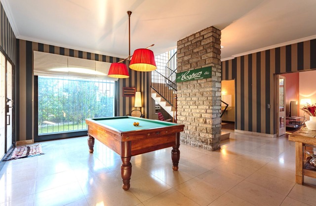 60's architect-designed villa for small and large tribes