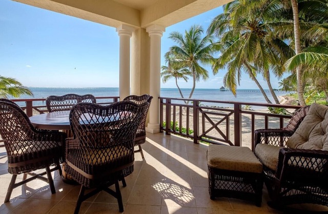 602 - 1st Floor Ocean View Suite