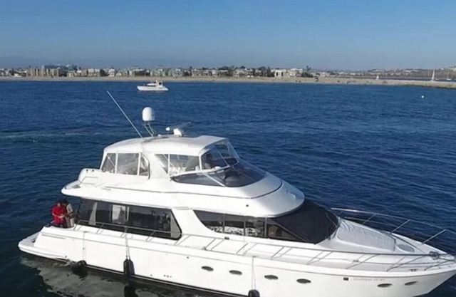 60ft Carver Yacht in Marina del Rey