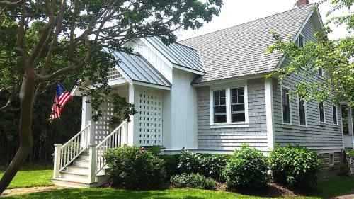 637 Seagrove