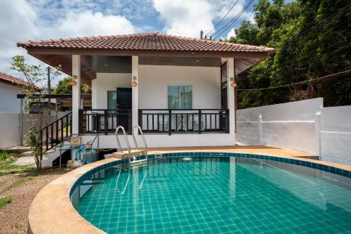 640 Villa