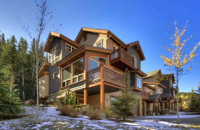 6508 Settlers Creek Townhomes