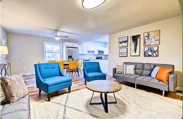 6BR Getaway | Near Lucas Oil & Downtown Indy