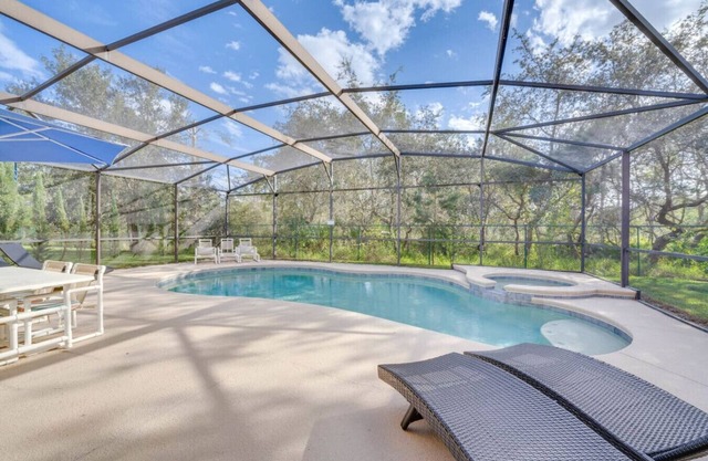 6BR Villa w/Pool, BBQ & Game Room Near Disney!