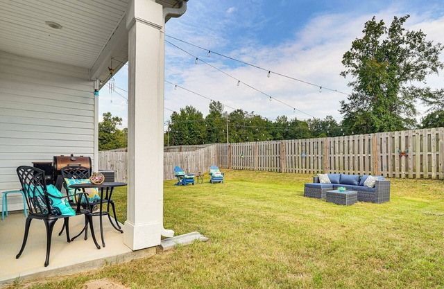 7 Mi to Dtwn Augusta! Modern Family Home