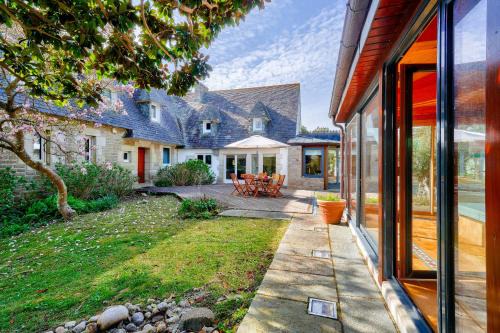 700m de la plage, maison pour 12- Sauna et hammam