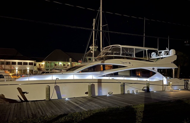 76 ft. Luxury yacht in Panama City FL - Live the life you've dreamed!