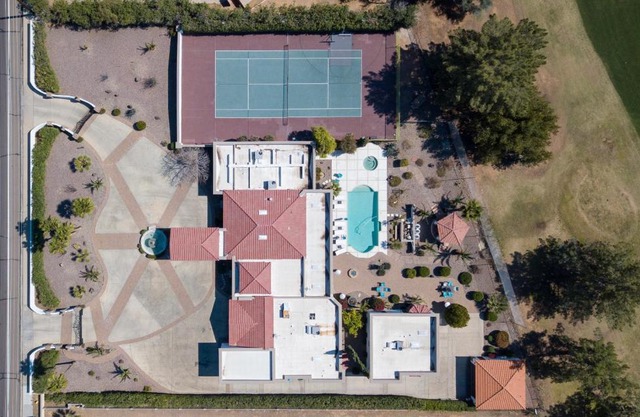 7BR Villa on Golf Course with Castita Pool Tennis and Basketball Court