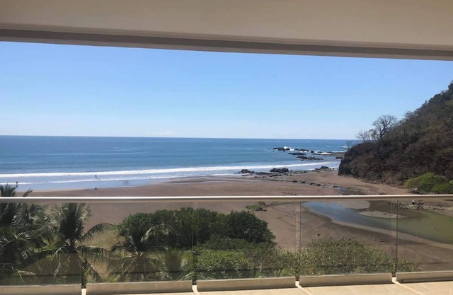 7th Floor Direct Ocean View Penthouse -Parties OK.