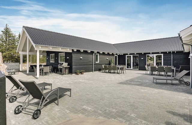 8 bedroom lovely home in Blåvand