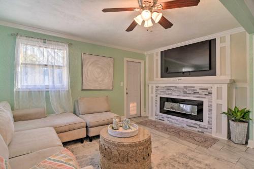 8 Mi to Beach Family-Friendly, Pastel Gem with Pool