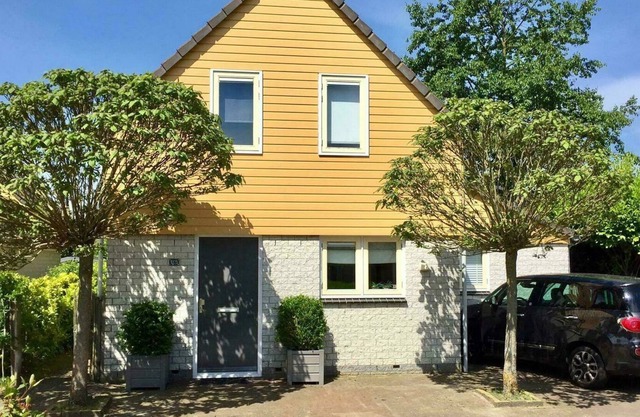 8-person detached holiday home in Wemeldinge
