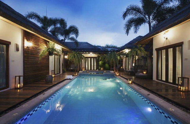 8 Villas Hua Hin