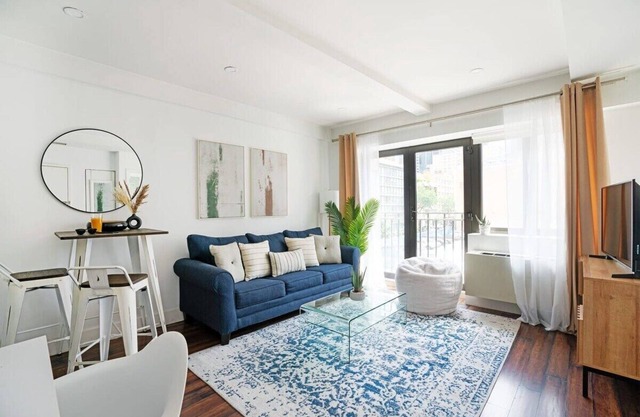 809-3A Newly Furnished 1BR Columbus Circle Elevator W/D