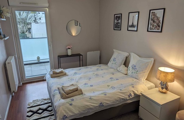 80m² Family Apartment With Underground Guarded Parking, 8min Walk From Metro