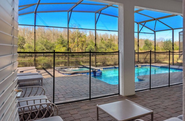 8BR Villa - Game Room & Themed Rooms