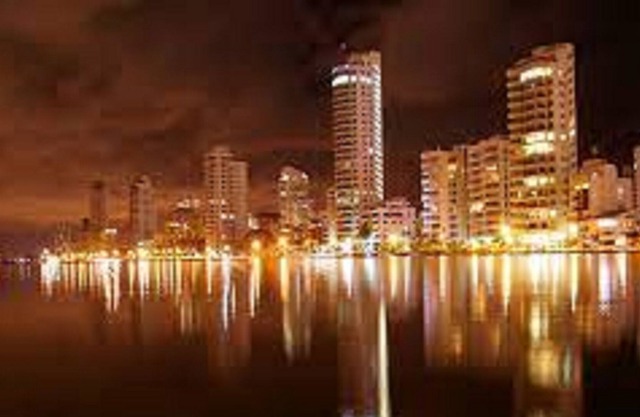 8mg-1 Mansion in Cartagena Near the Sea With Air Conditioning And WIFI