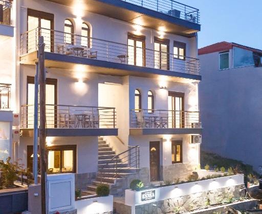 9 Luxury Rooms