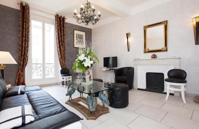 90 Rue Meynadier