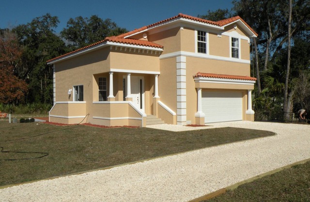 90 yrds to water! BBQ, Com. Pool, Pet friendly, Families welcome!