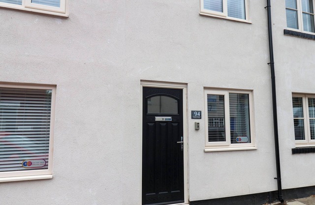94 CHURCH STREET, pet friendly, luxury holiday cottage in Guisborough