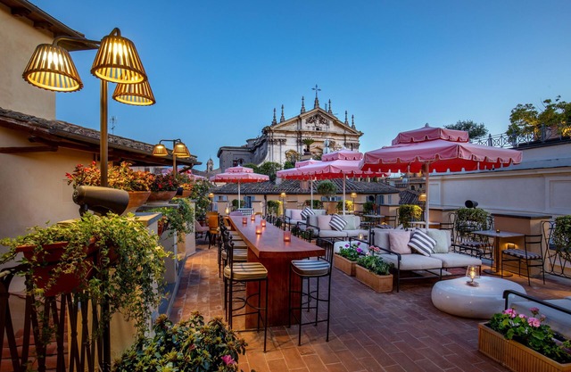 9Hotel Cesari