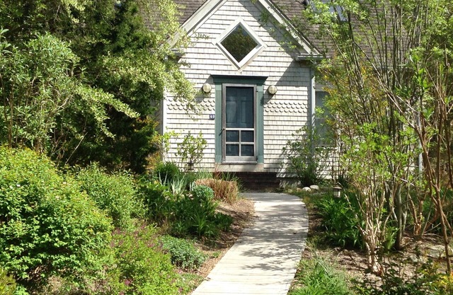A Beautiful Home Walkable To Wellfleet Ponds, Near Seashore And Village