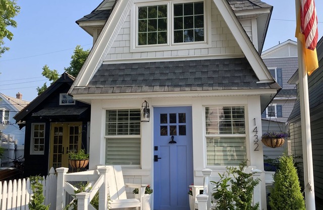 A Charming Dollhouse by the Bay in Ocean City, NJ