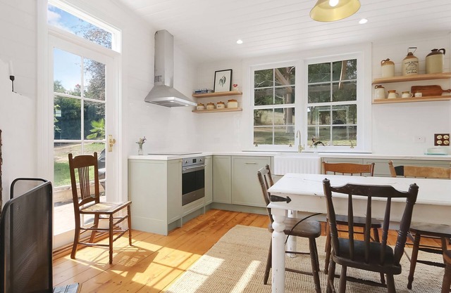 A charming miners cottage retreat
