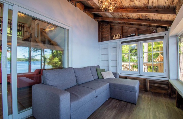 A Classic Muskoka Charmer