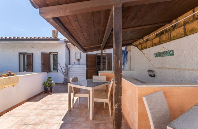 A few steps from the beach