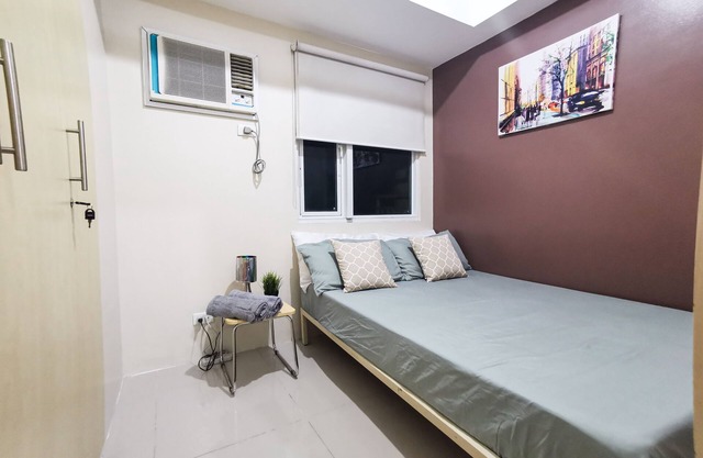 A homey space at the heart of Quezon City - Attached to one of the Biggest Malls