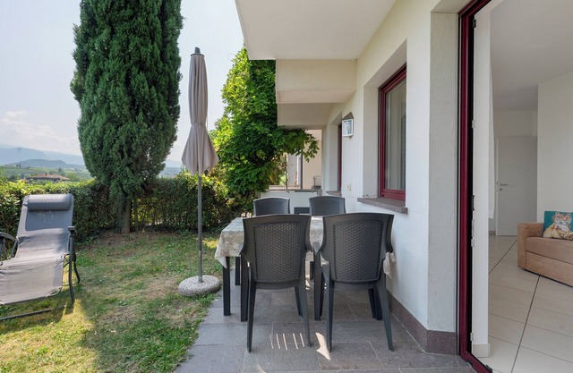 Apartment 'Golden' with Mountain View, Shared Terrace and Wi-Fi