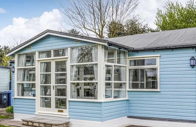 A lovely location for a family holiday close to the beach and the seaside attraction at Cleethorpes.